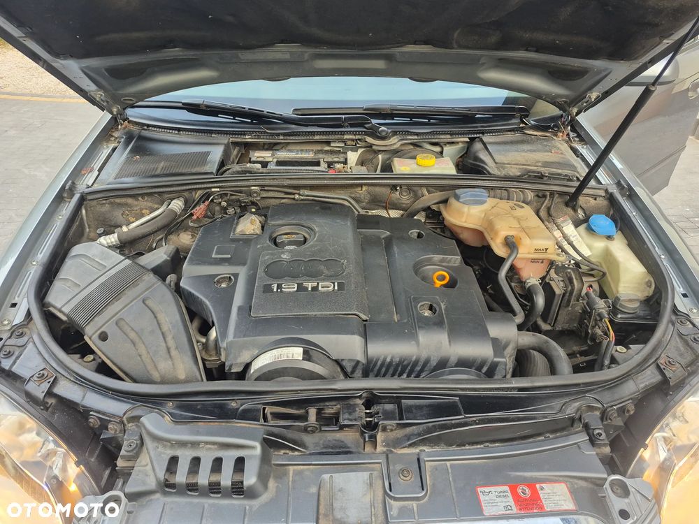 Audi A4 Avant 1.9 TDI - 12