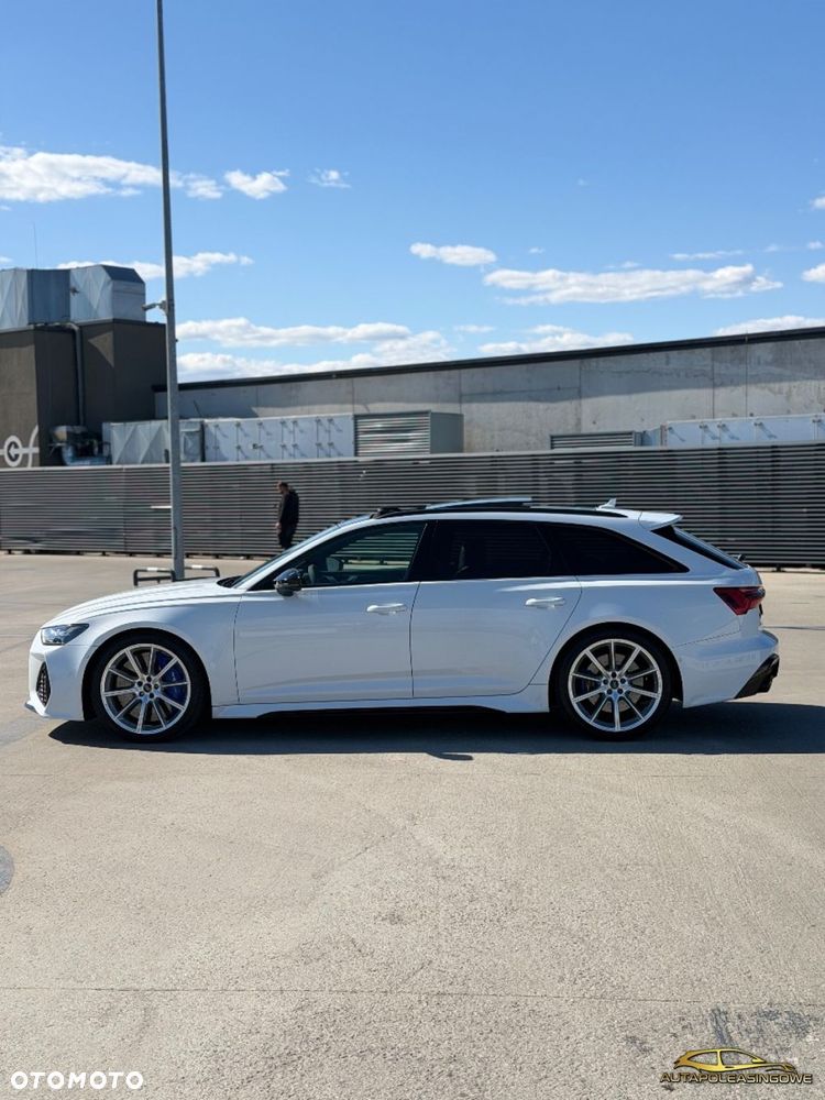 Audi RS6 Avant - 11
