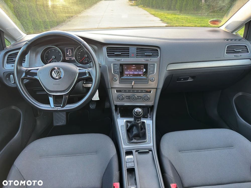 Volkswagen Golf 1.2 TSI BMT Start - 18