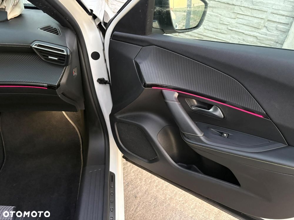 Peugeot 2008 PureTech 130 GT - 15