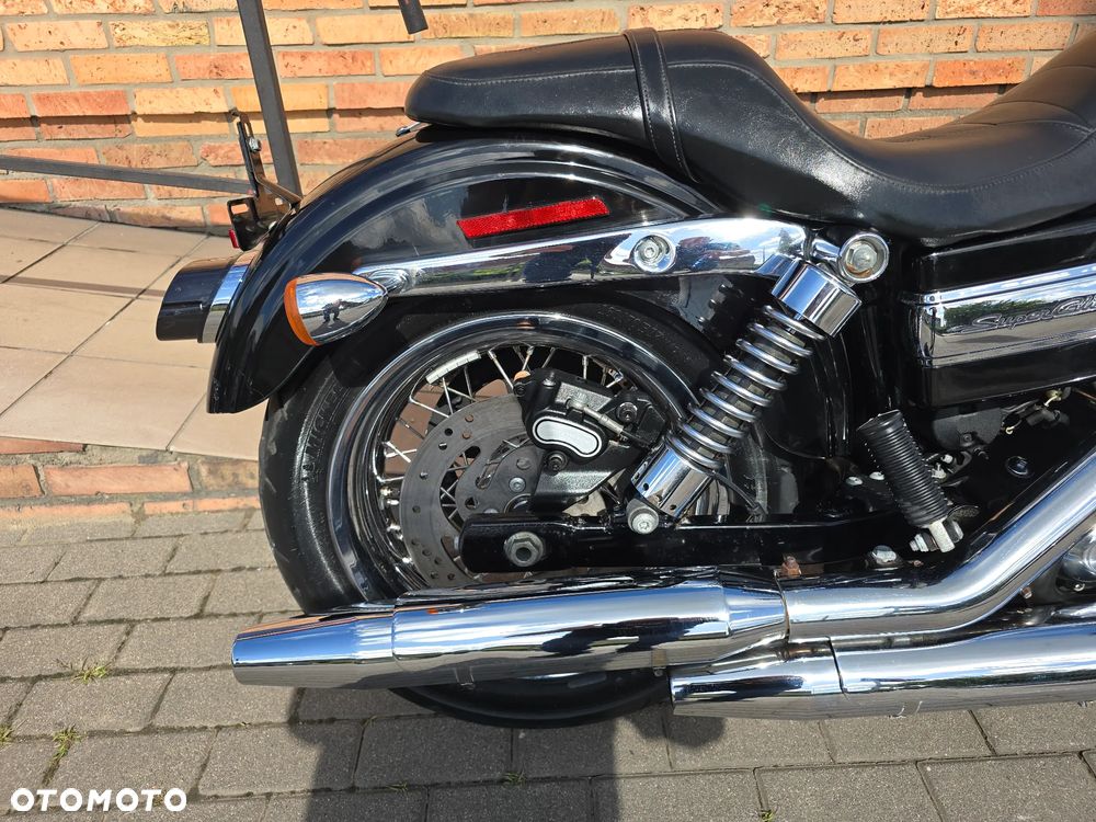 Harley-Davidson Dyna Super Glide - 13