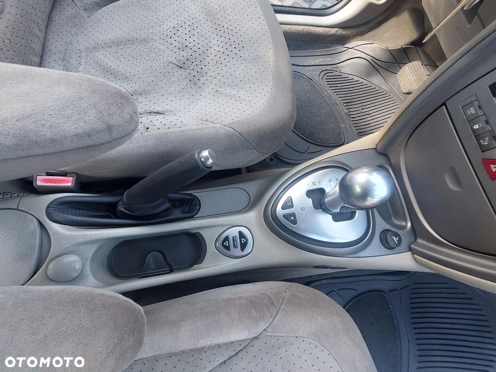Citroën C5 HDi 135 Automatik Exclusive - 9