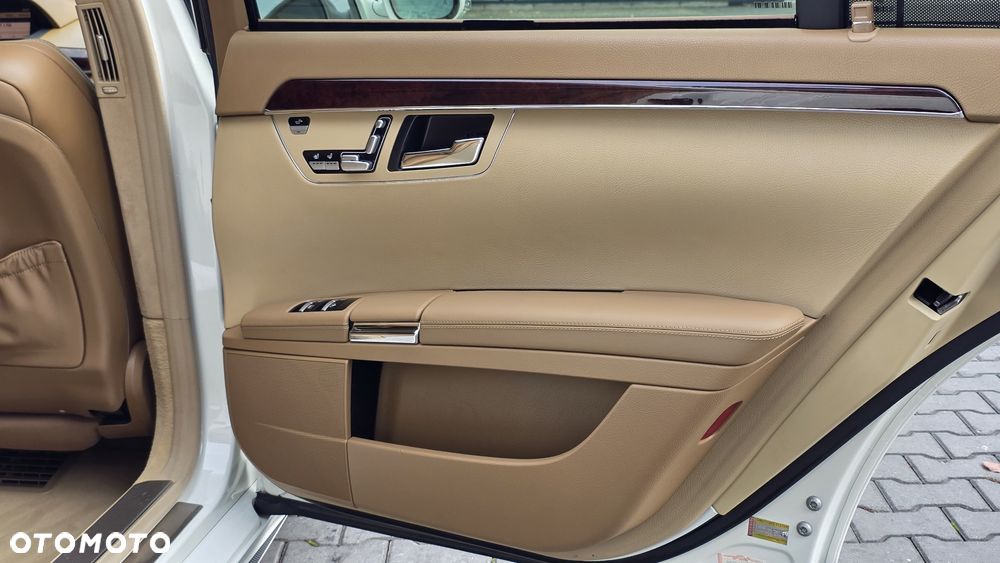 Mercedes-Benz Klasa S 63 AMG L - 8