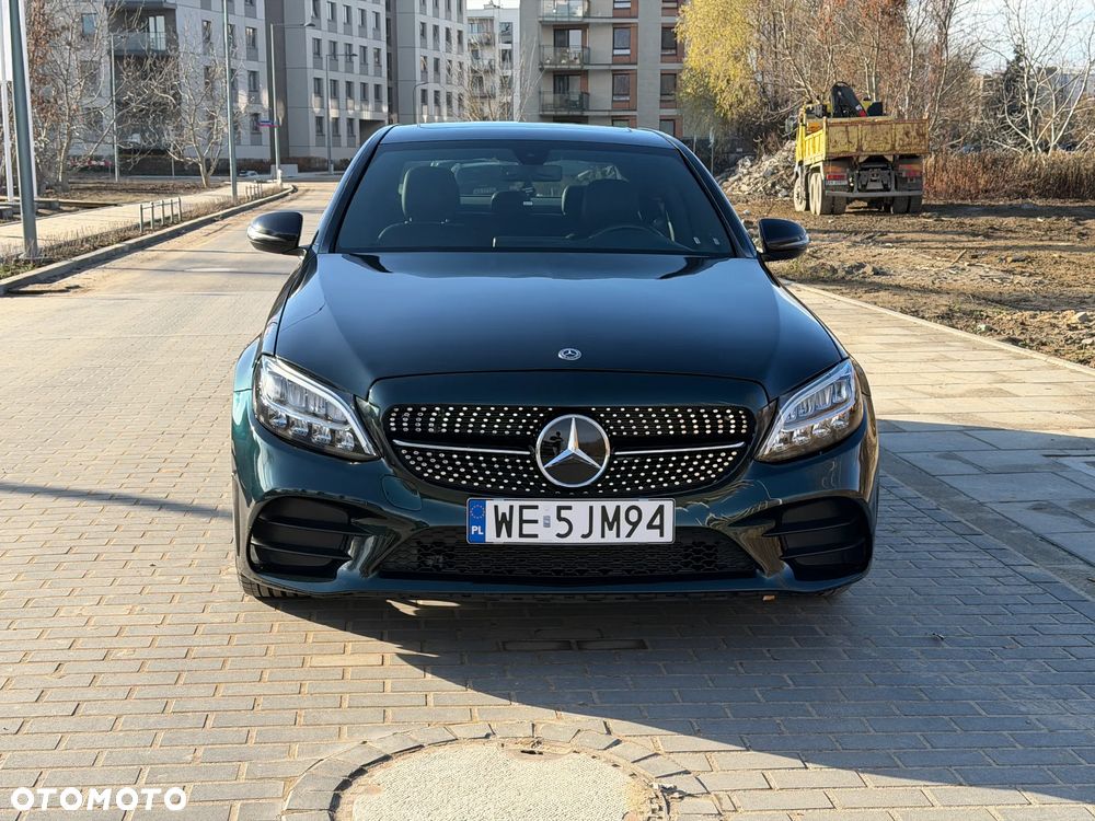 Mercedes-Benz Klasa C 300 9G-TRONIC Night Edition - 11