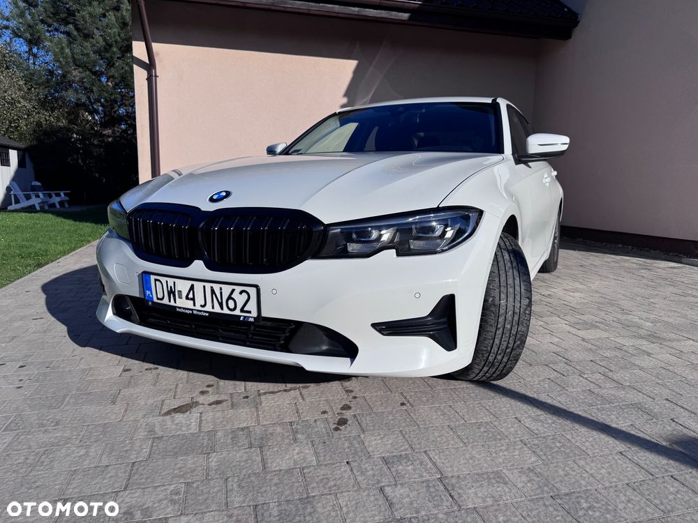 BMW Seria 3 318i - 2