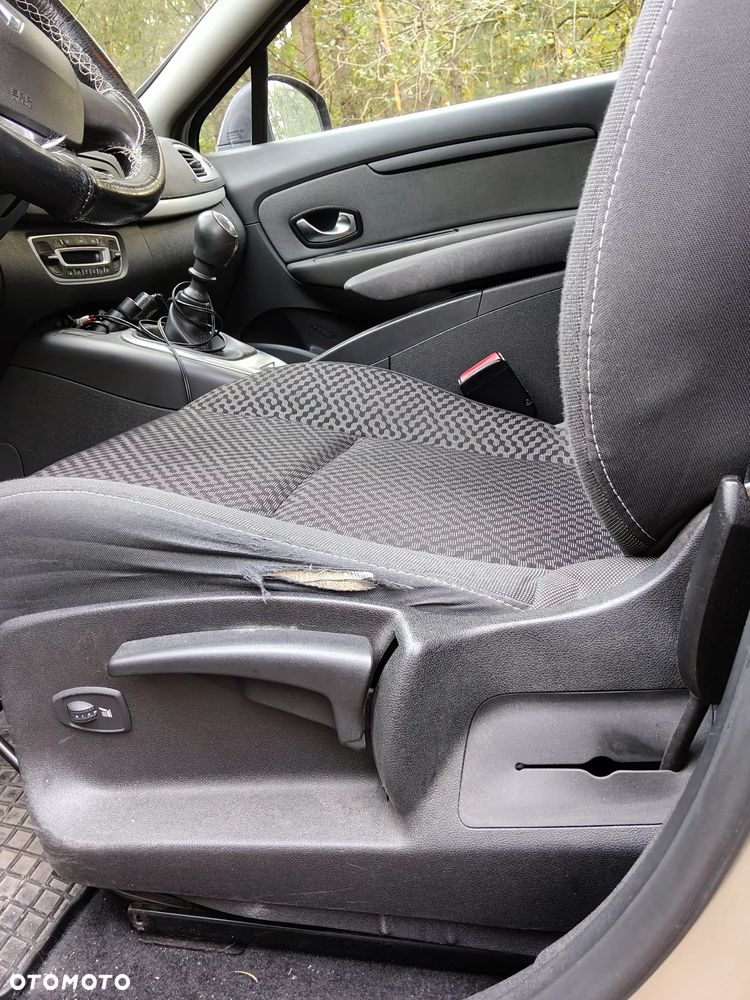 Renault Scenic 1.6 16V Expression - 10