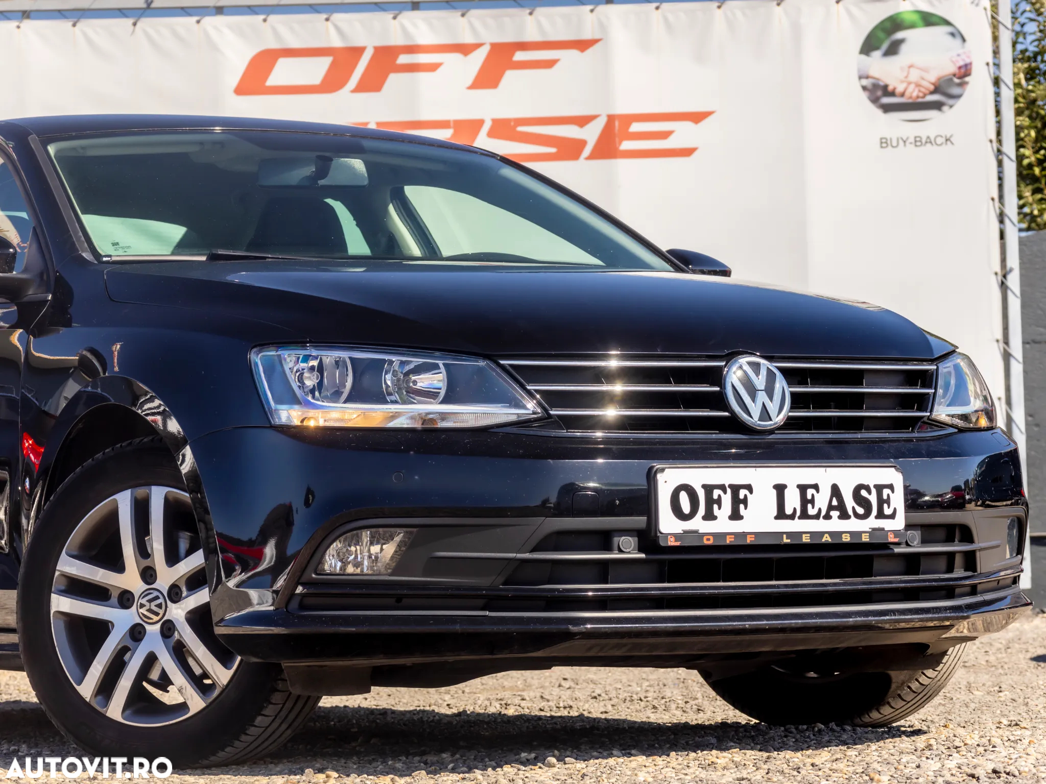 Volkswagen Jetta 1.2 TSI Trendline - 11