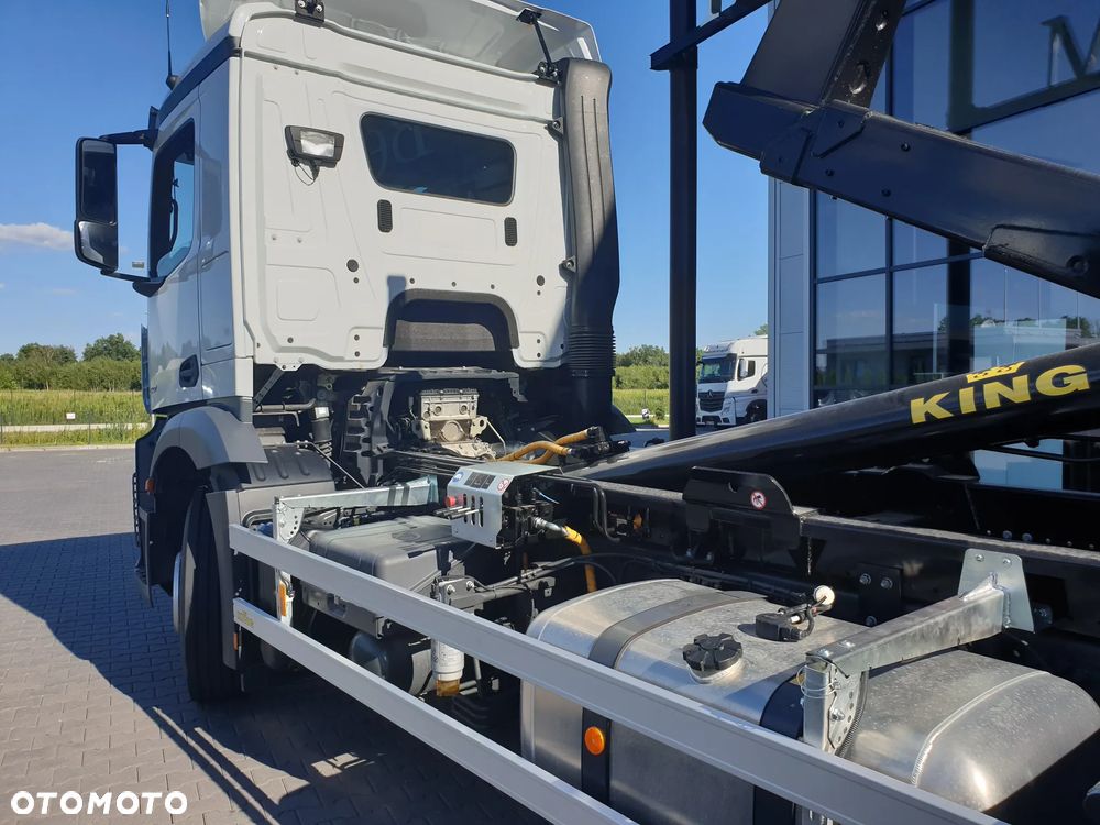 Mercedes-Benz Actros 2542L 6x2 - 6