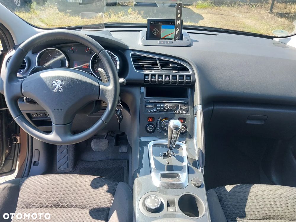 Peugeot 3008 HDi FAP 115 EGS6 Stop&Start Business-Line - 25