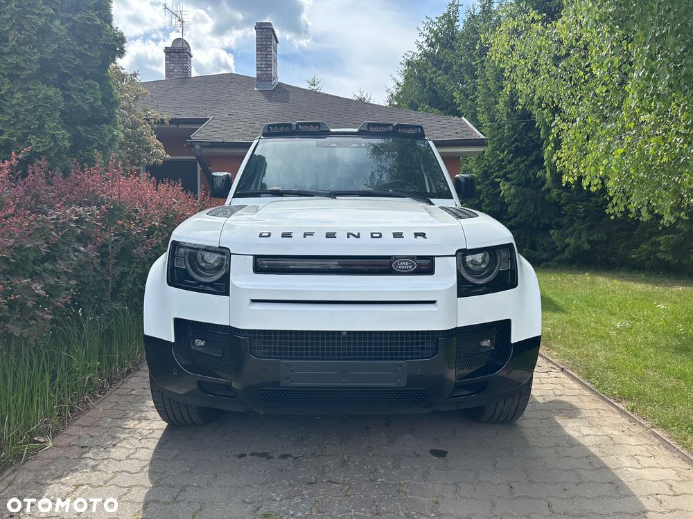 Land Rover Defender 110 2.0 D240 SE - 4