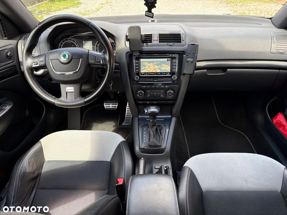 Skoda Octavia 2.0 TDI DPF DSG RS - 12