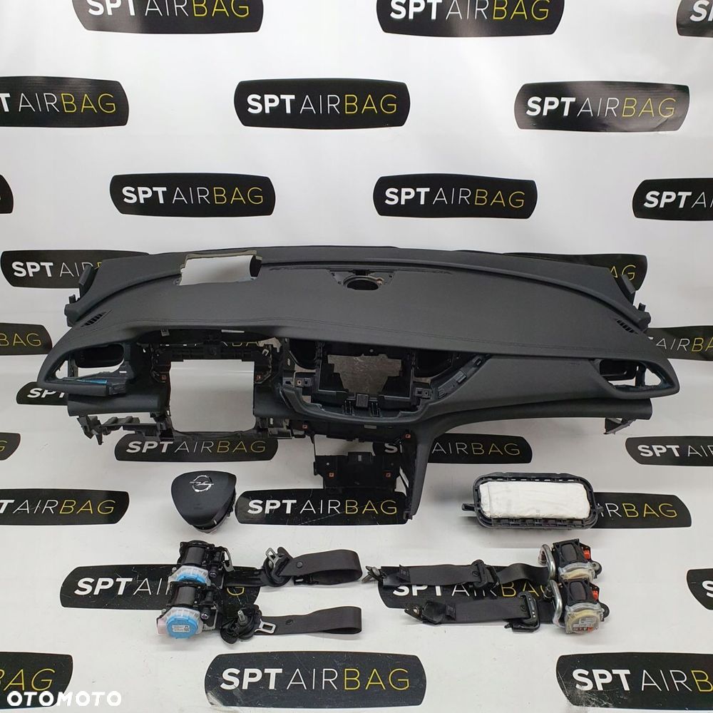 OPEL INSIGNIA B DESKA ROZDZIELCZA KONSOLA KOKPIT PULPIT PODUSZKI AIRBAG AIR BAG PASY KIT SET - 1