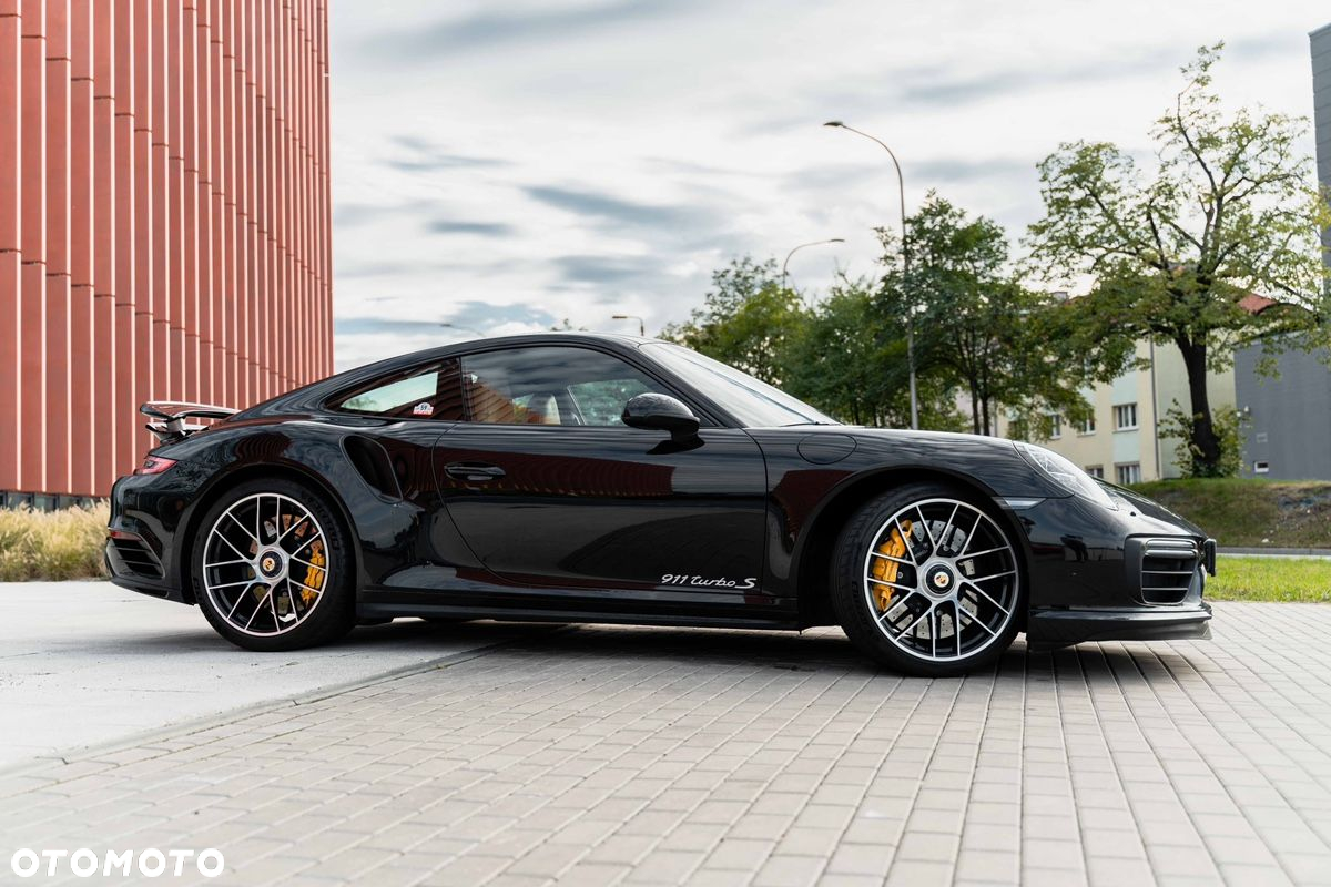 Porsche 911 - 4