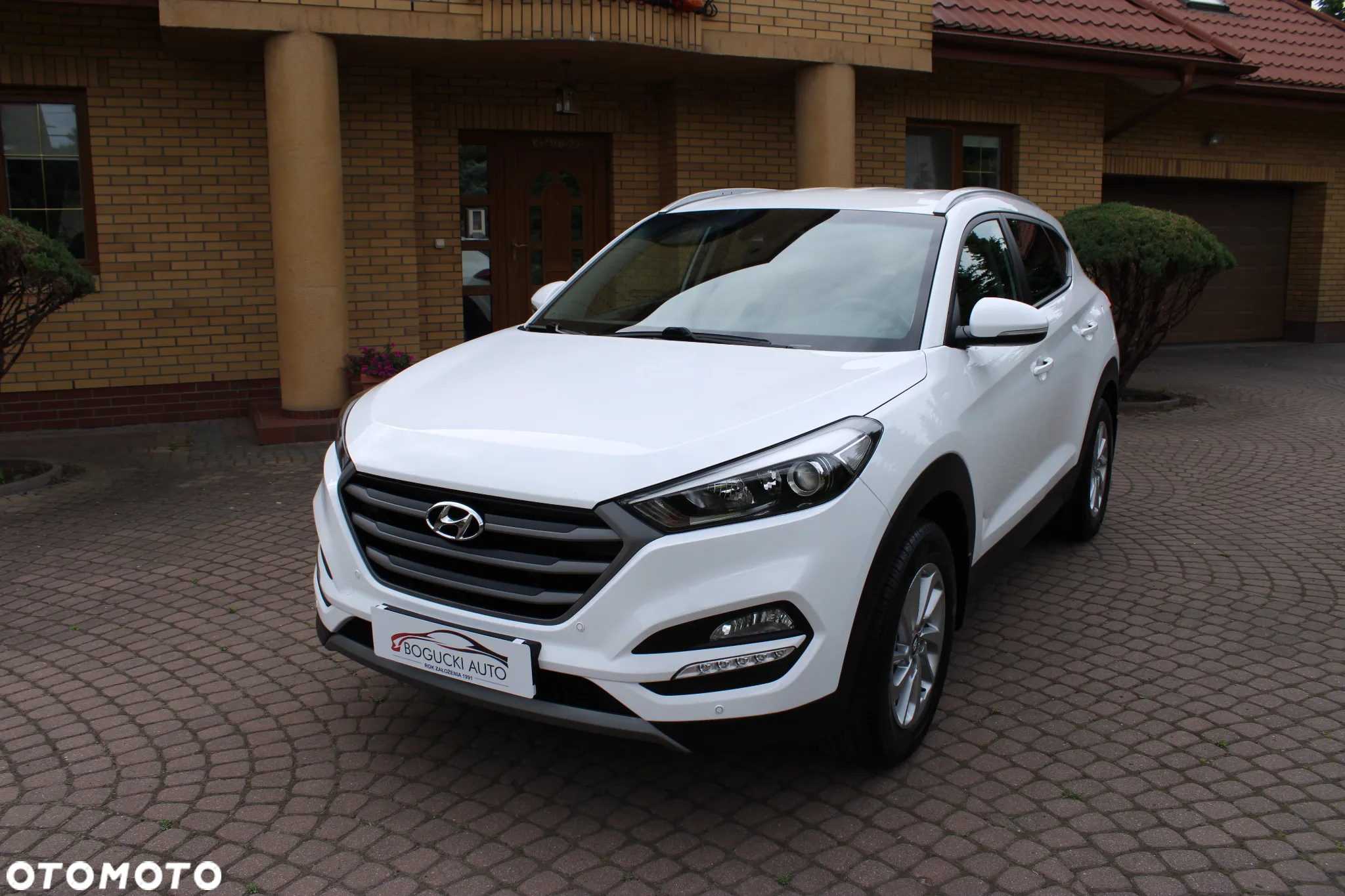 Hyundai Tucson 1.6 GDI BlueDrive Comfort 2WD - 2