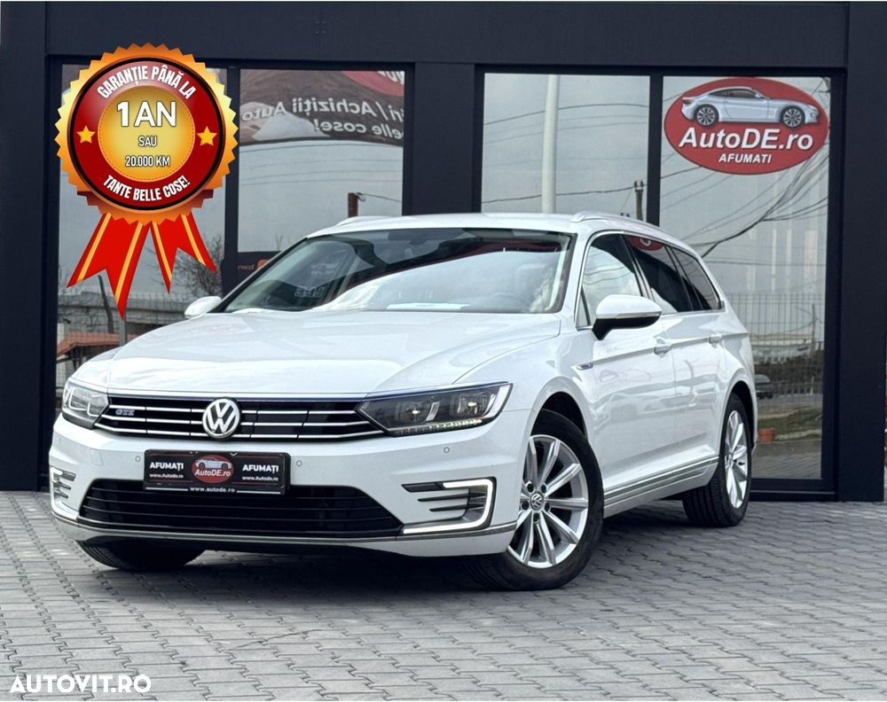 Volkswagen Passat - 1