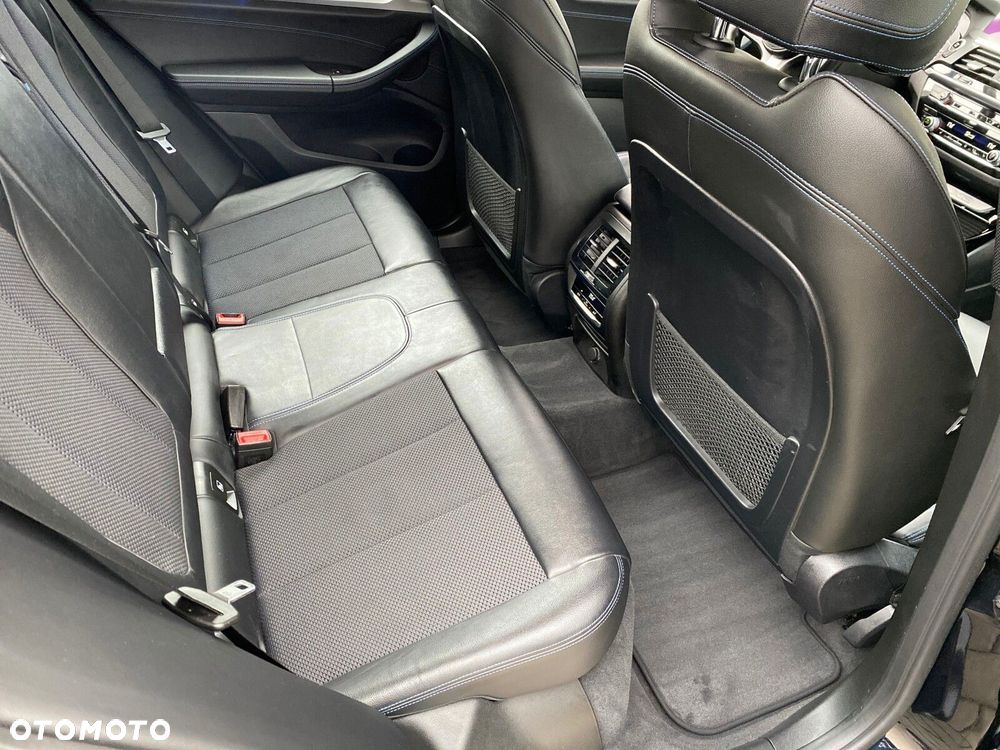 BMW X3 - 16