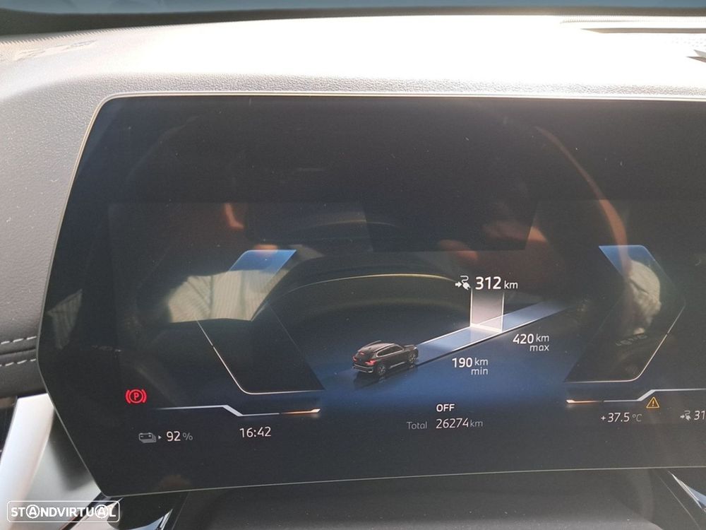 BMW iX1 eDrive20 Pack Desportivo M - 16