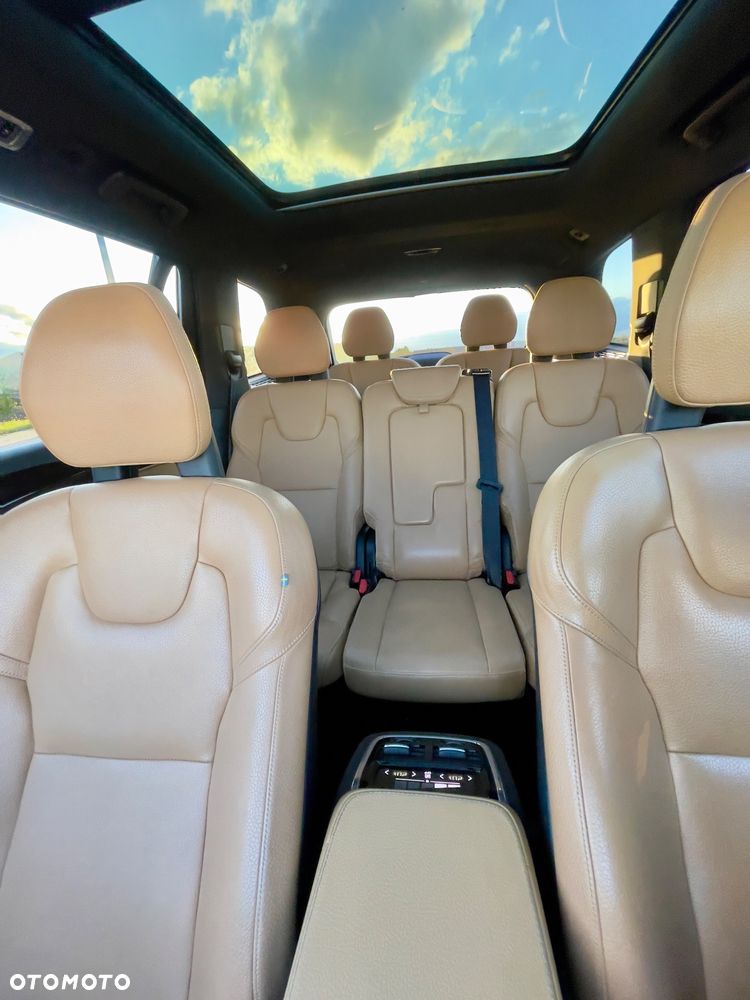 Volvo XC 90 T6 AWD Momentum 7os - 16