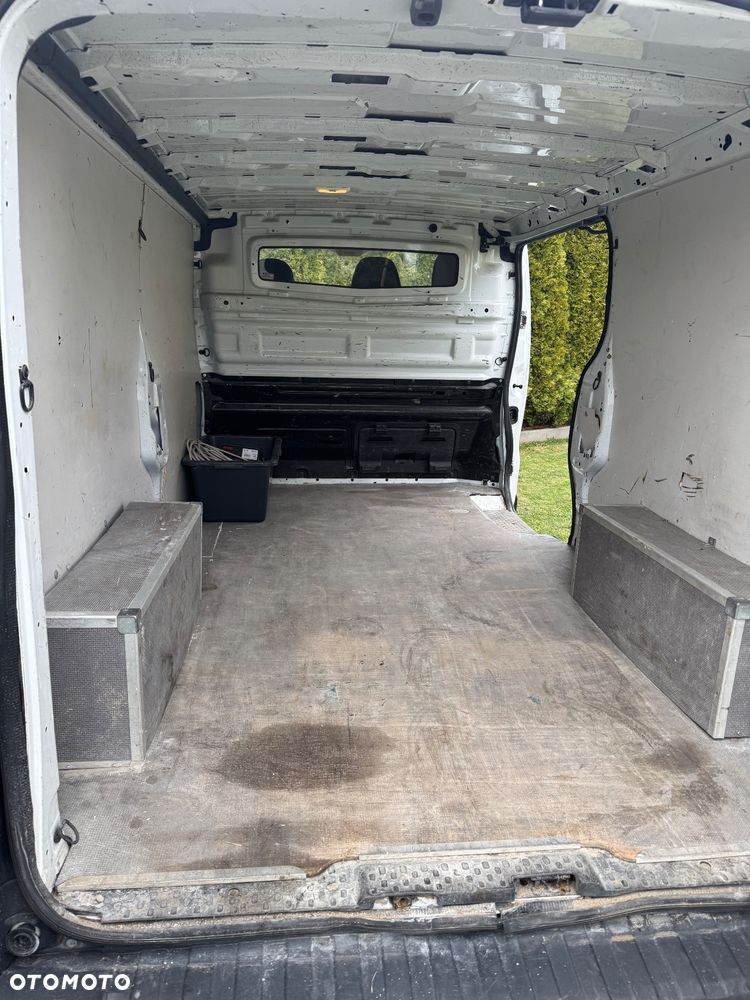 Opel Vivaro - 13