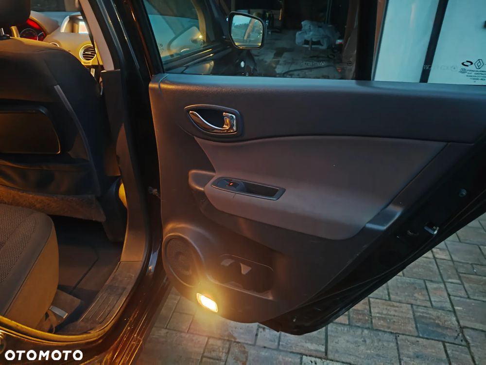 Renault Koleos 2.0 dCi FAP 4x4 Dynamique - 27