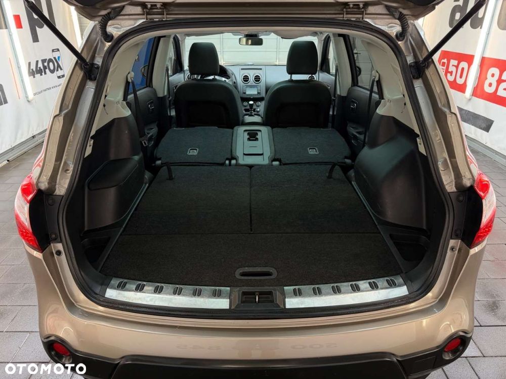 Nissan Qashqai+2 - 35
