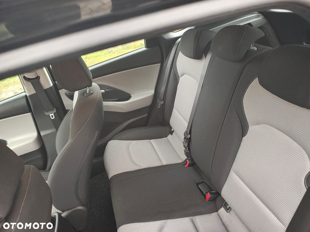 Hyundai i30 1.4 Style - 16