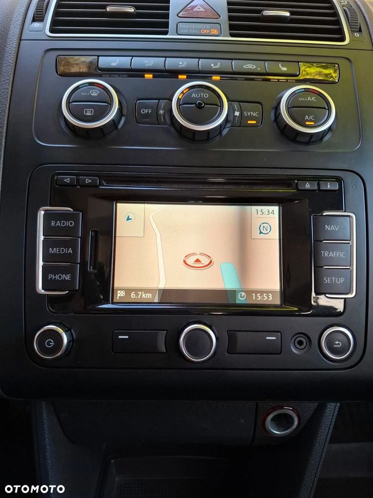 Volkswagen Touran 1.6 TDI DPF BlueMotion Technology MATCH - 34