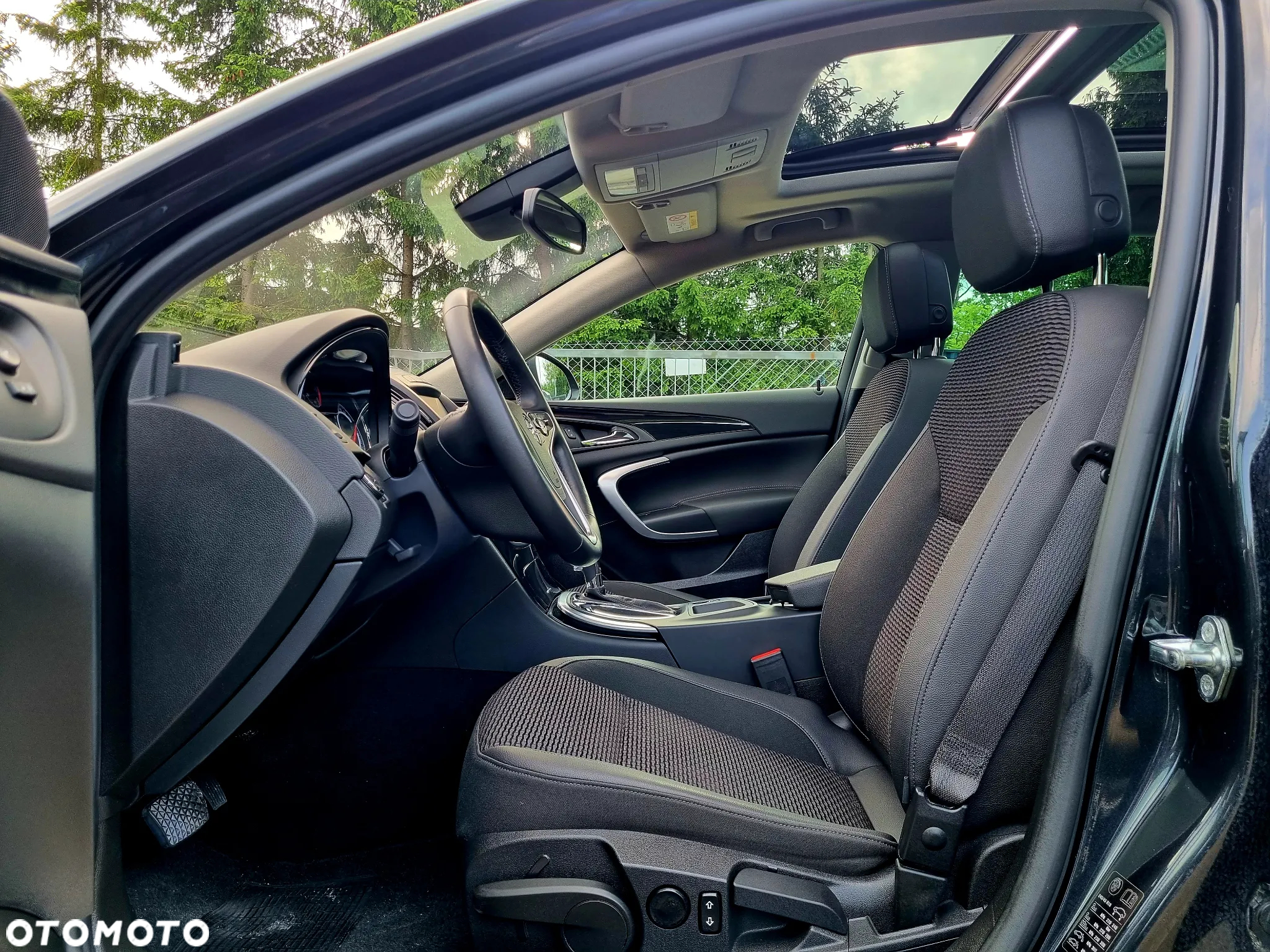 Opel Insignia 1.6 ECOTEC DI Turbo Sports Tourer - 10