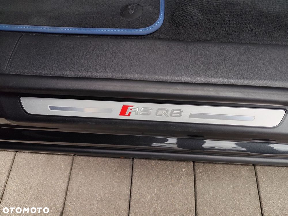 Audi RS Q8 - 30