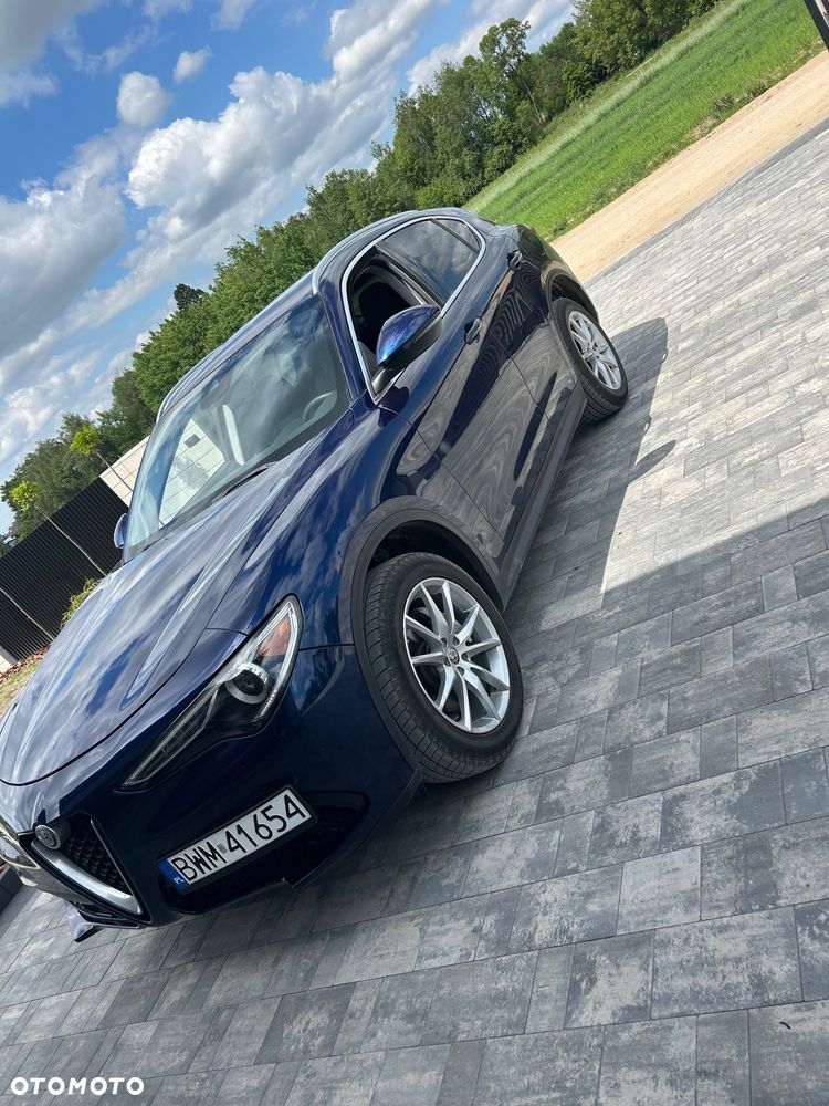 Alfa Romeo Stelvio 2.0 Turbo TI Q4 - 10