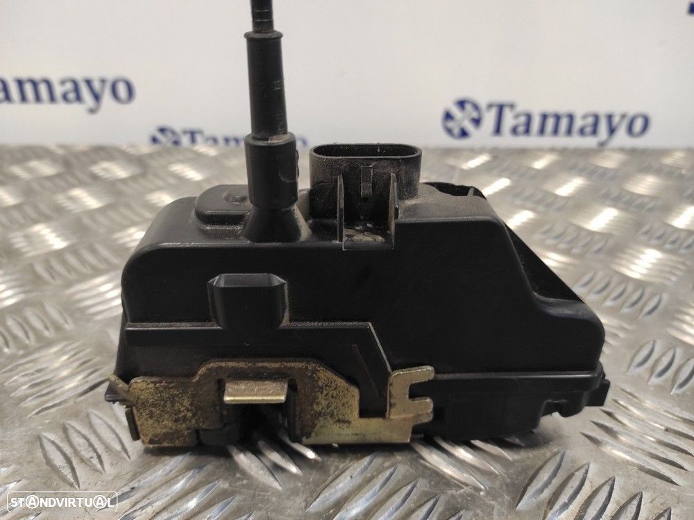 FECHADURA PORTA FRONTAL DIREITA RENAULT ESPACE IV 2004 -017973Z98 - 7