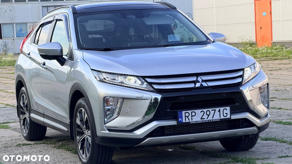 Mitsubishi Eclipse Cross 1.5 T Intense - 25