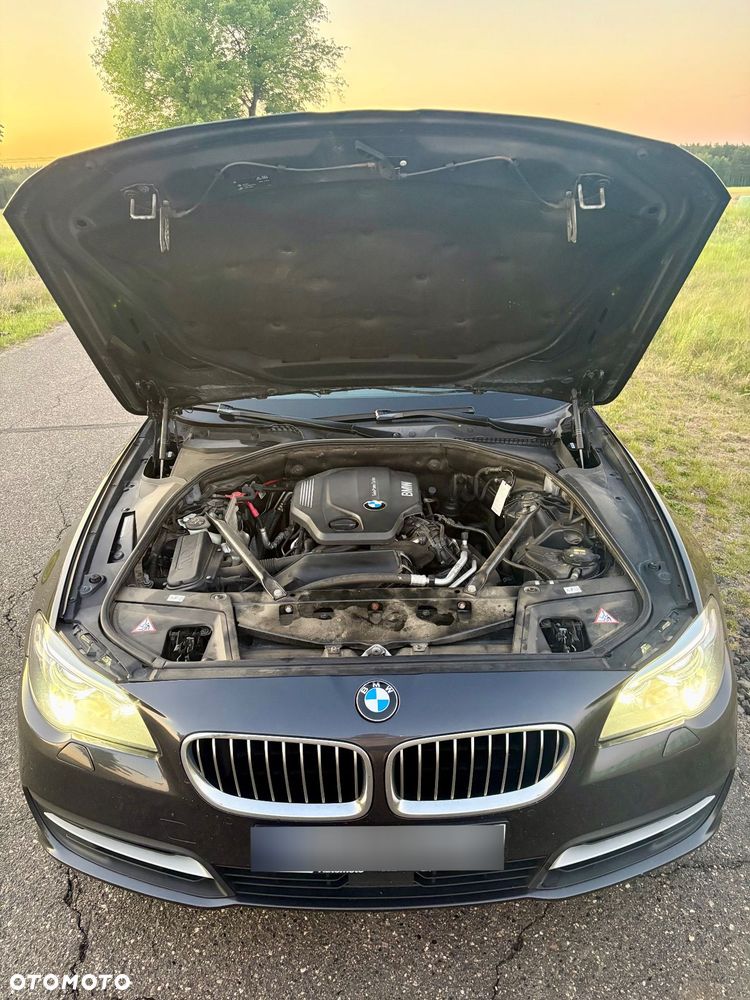 BMW Seria 5 520d Luxury Line - 16
