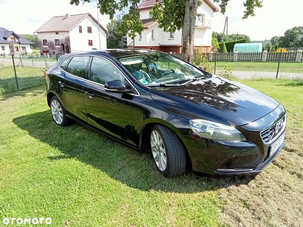 Volvo V40 D2 Summum - 1