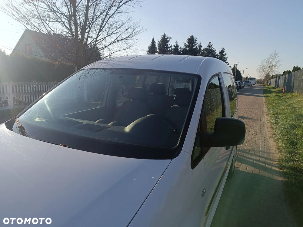 Volkswagen Caddy - 23