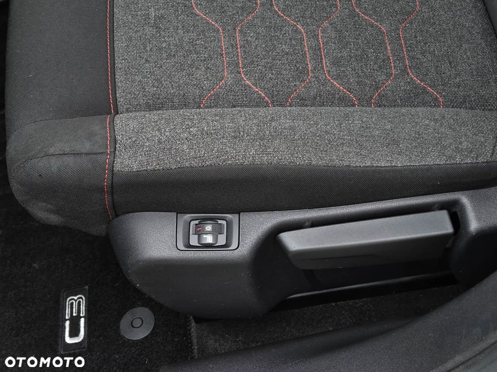 Citroën C3 Pure Tech 110 S&S SHINE - 31