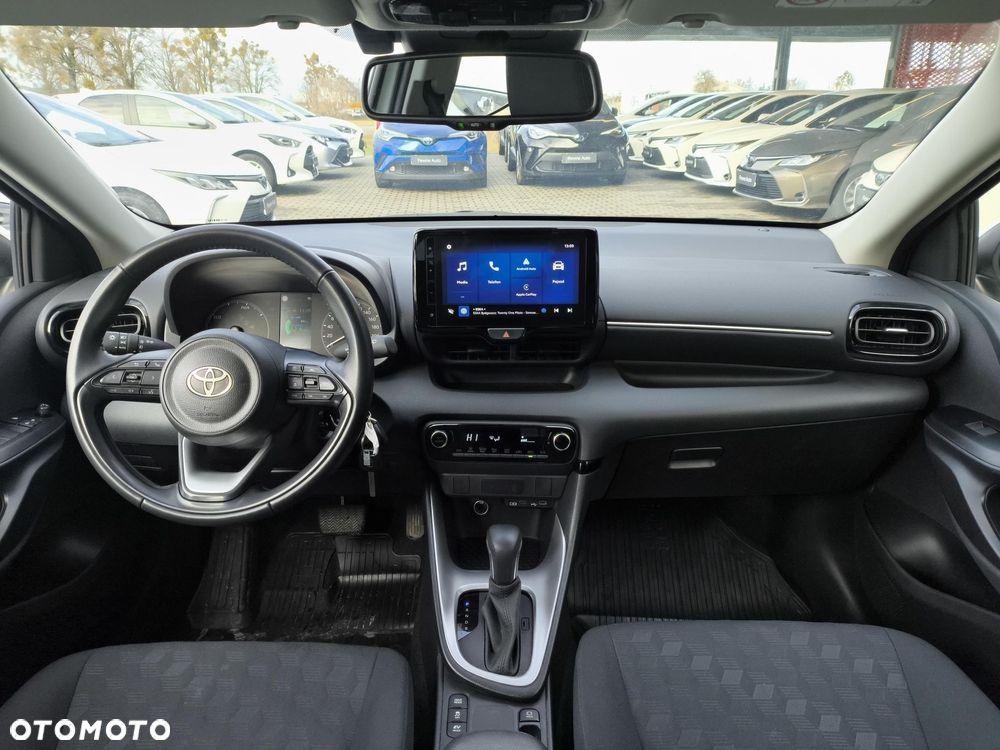 Toyota Yaris - 18