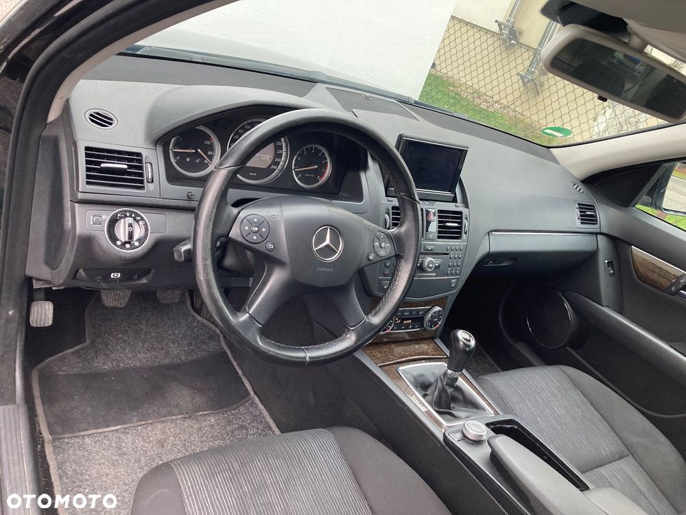 Mercedes-Benz Klasa C 200 Kompressor Elegance - 30