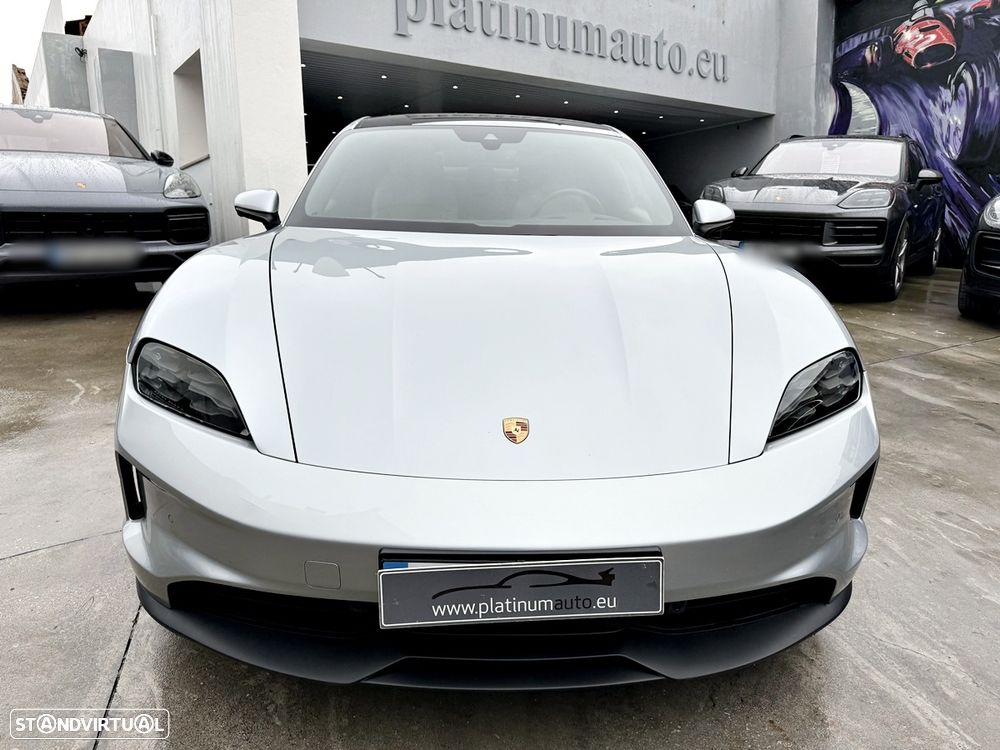 Porsche Taycan 4S - 9