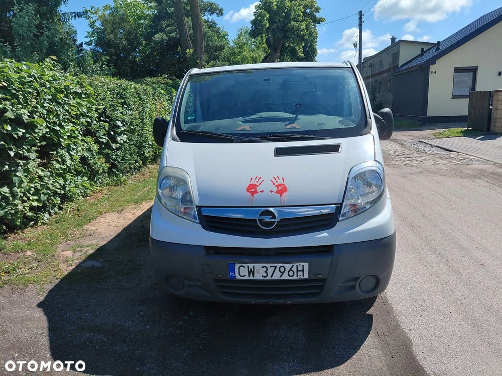 Opel Vivaro - 1