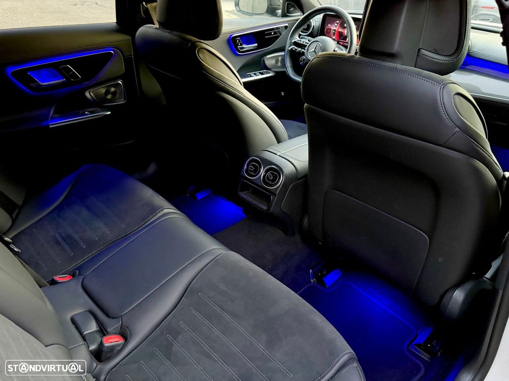 Mercedes-Benz C 300 de 4Matic T 9G-TRONIC AMG Line - 17