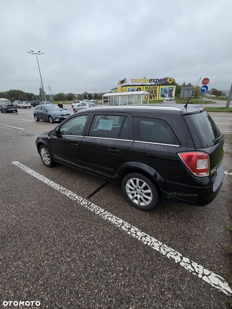 Opel Astra 1.6 Cosmo - 4