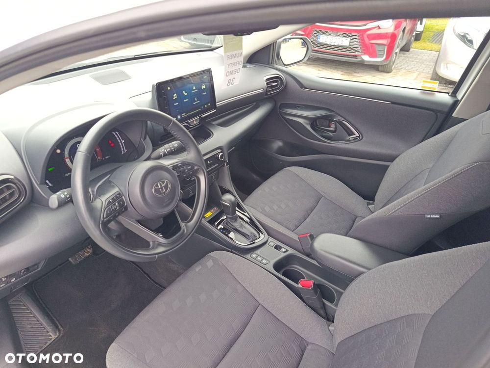 Toyota Yaris Hybrid 1.5 Style - 22
