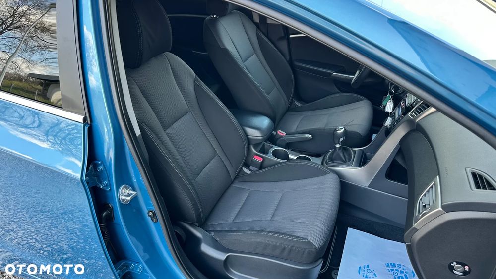 Hyundai i30 1.6 Style - 13