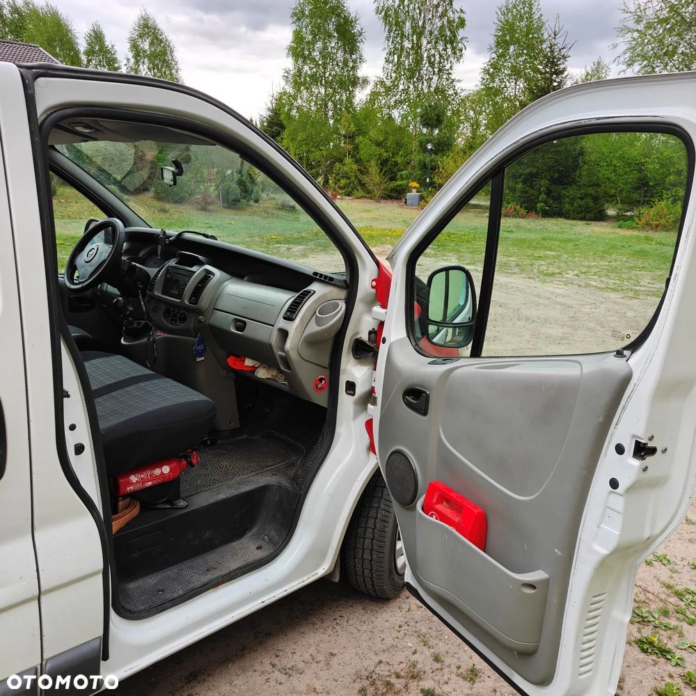Opel VIVARO - 15