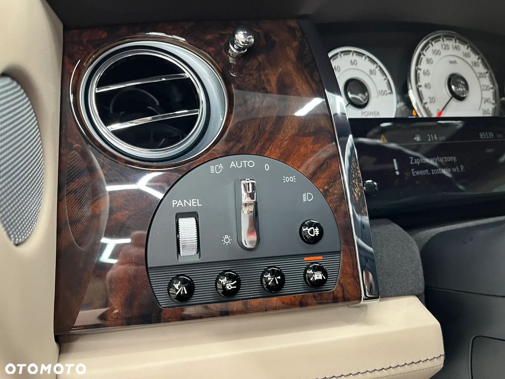 Rolls-Royce Wraith - 29