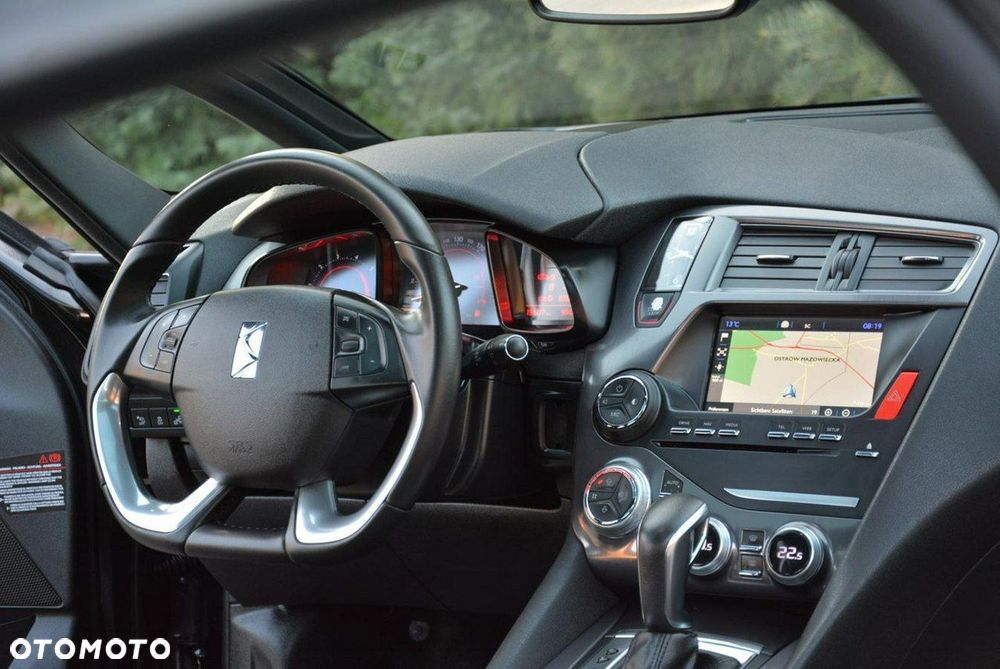 Citroën DS5 2.0 BlueHDi SoChic - 19