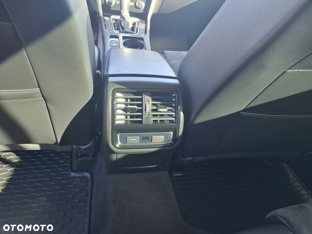 Volkswagen Passat 2.0 TDI BMT SCR Highline DSG7 - 38