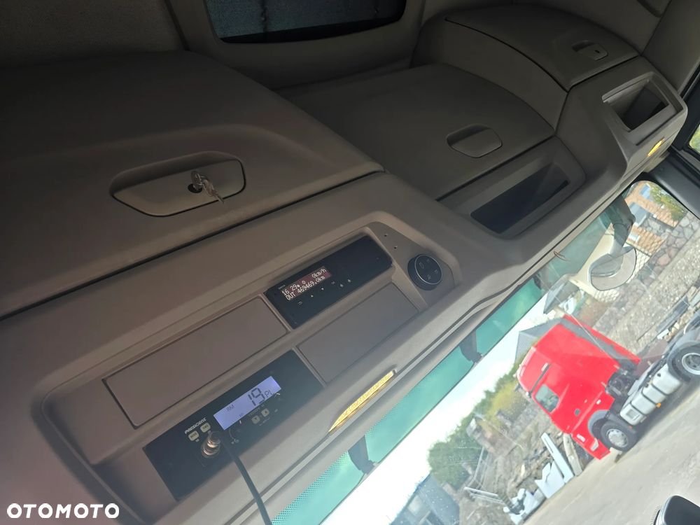Iveco S-WAY 480 KM retarder standard - 32