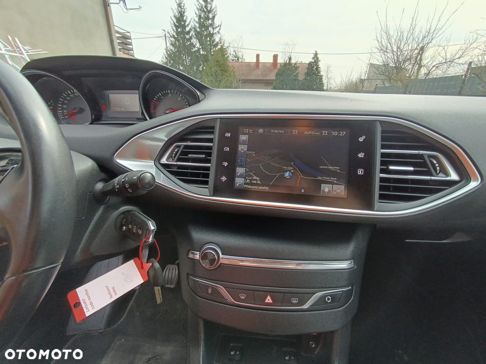 Peugeot 308 BlueHDi 120 Stop & Start Business-Line - 19